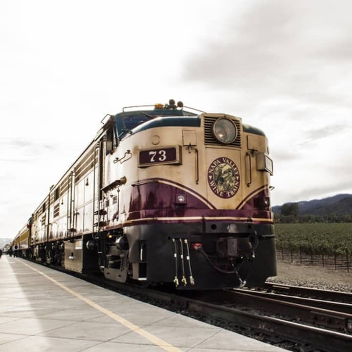 Napa Valley Wine Train: Gourmet Express Lunch or Dinner 2