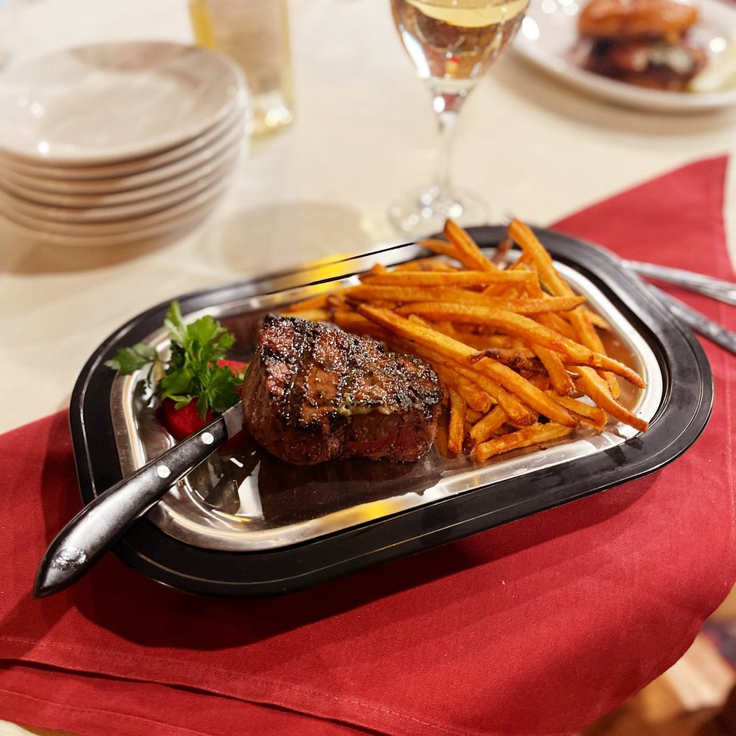 The Creekside Supper Club