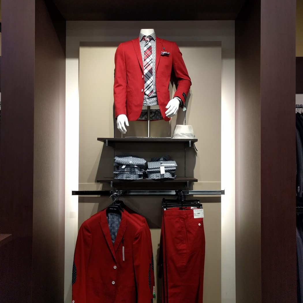 Men's Wearhouse 1