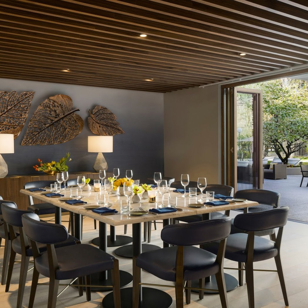 Loggia Restaurant & Bar 3