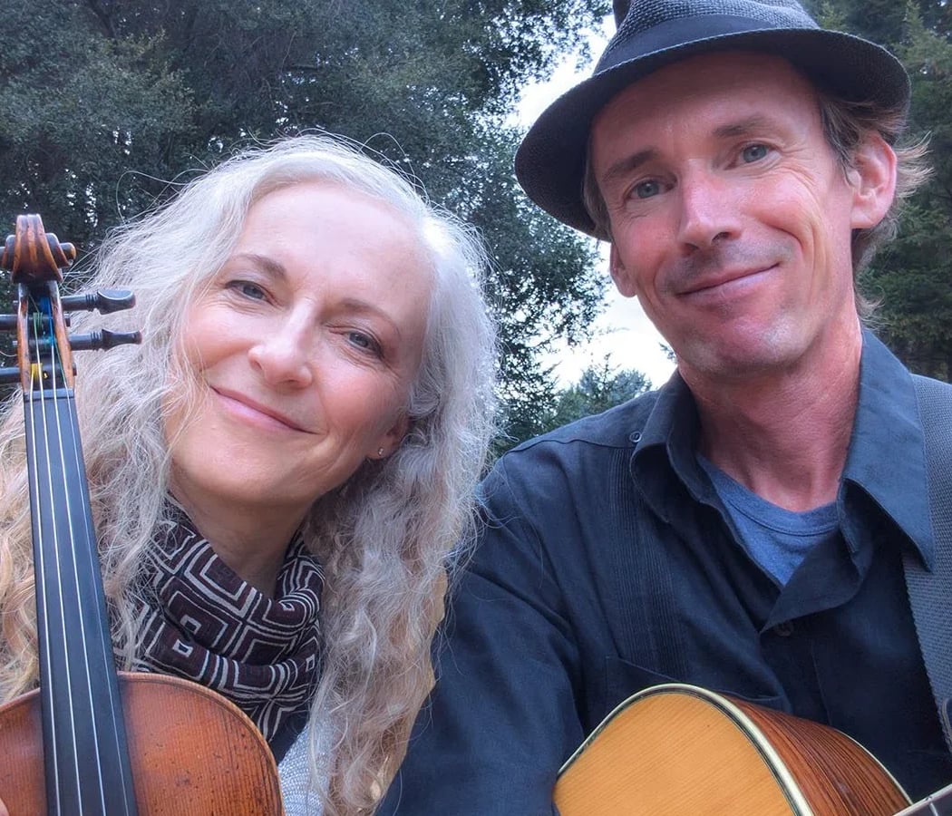 Live Music at Finnegans with Jimmy Murphy and Suzuki Cady 1