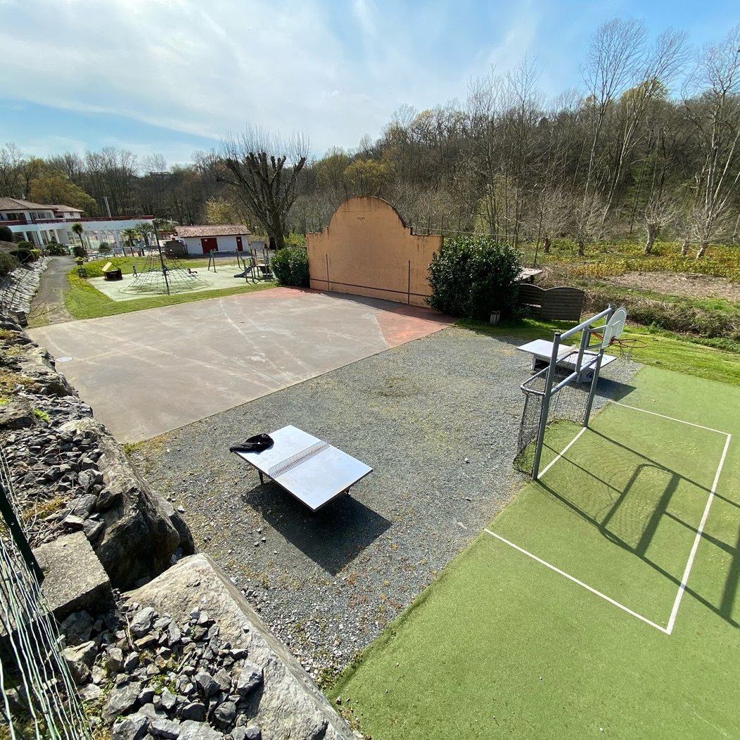 Camping Biper Gorri 2