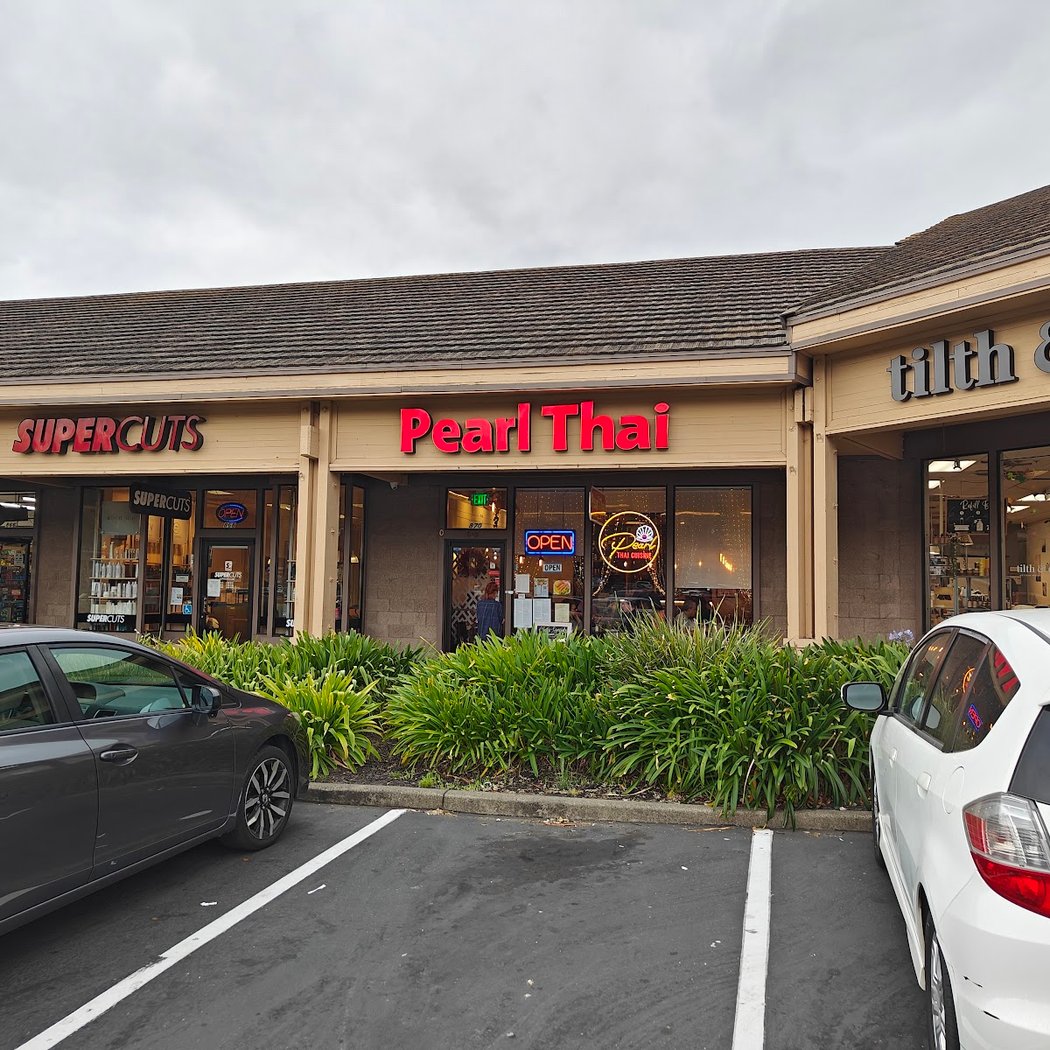 Pearl Thai Cuisine 2