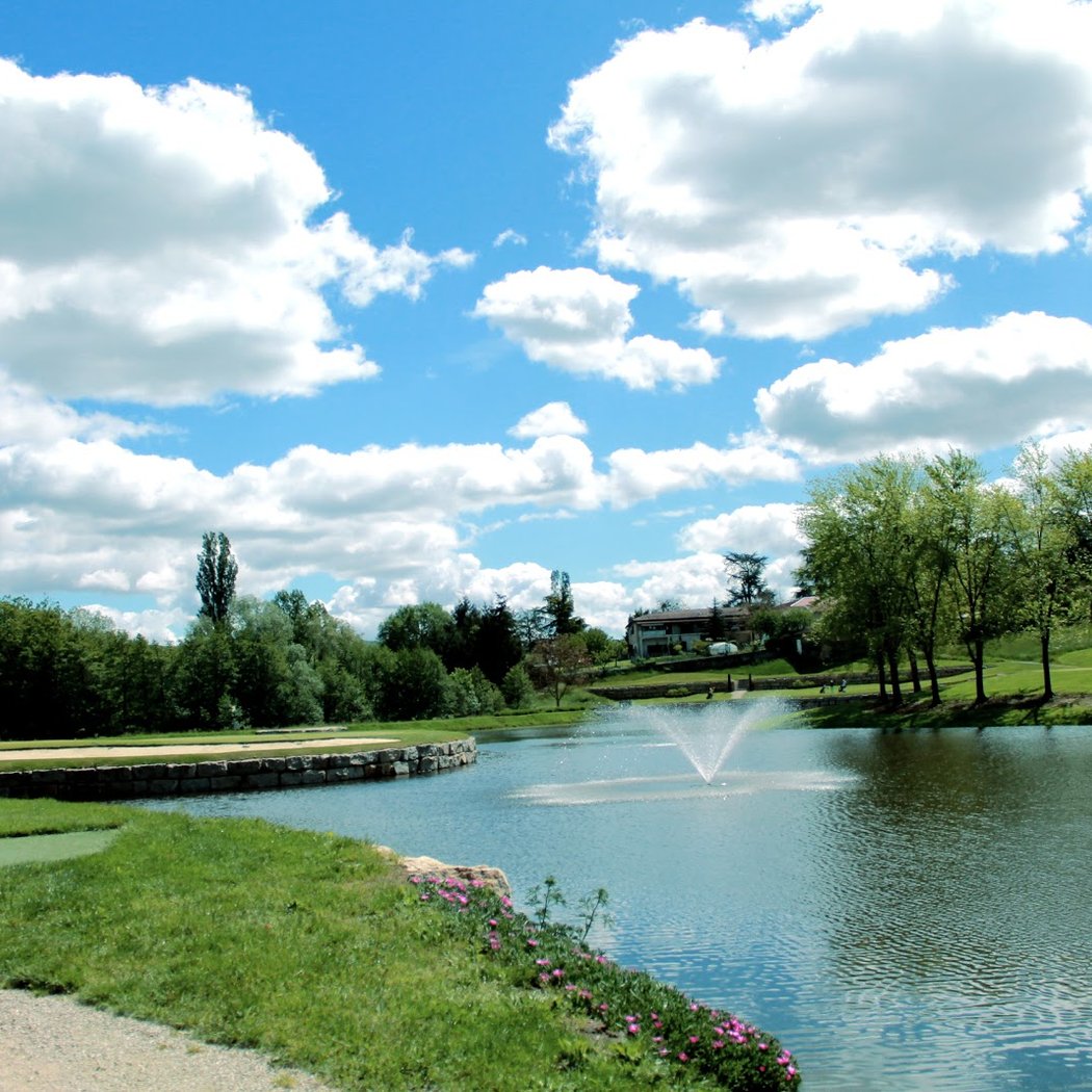 Lyon Salvagny Golf Club 3