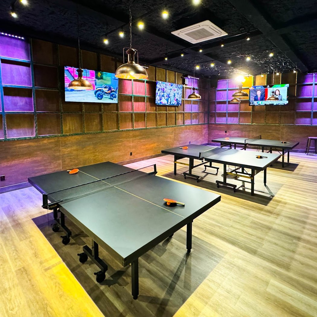 SET Lounge Bar & Billiards 2