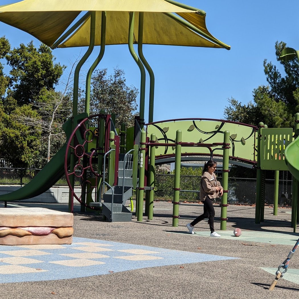 Crestview Park 2