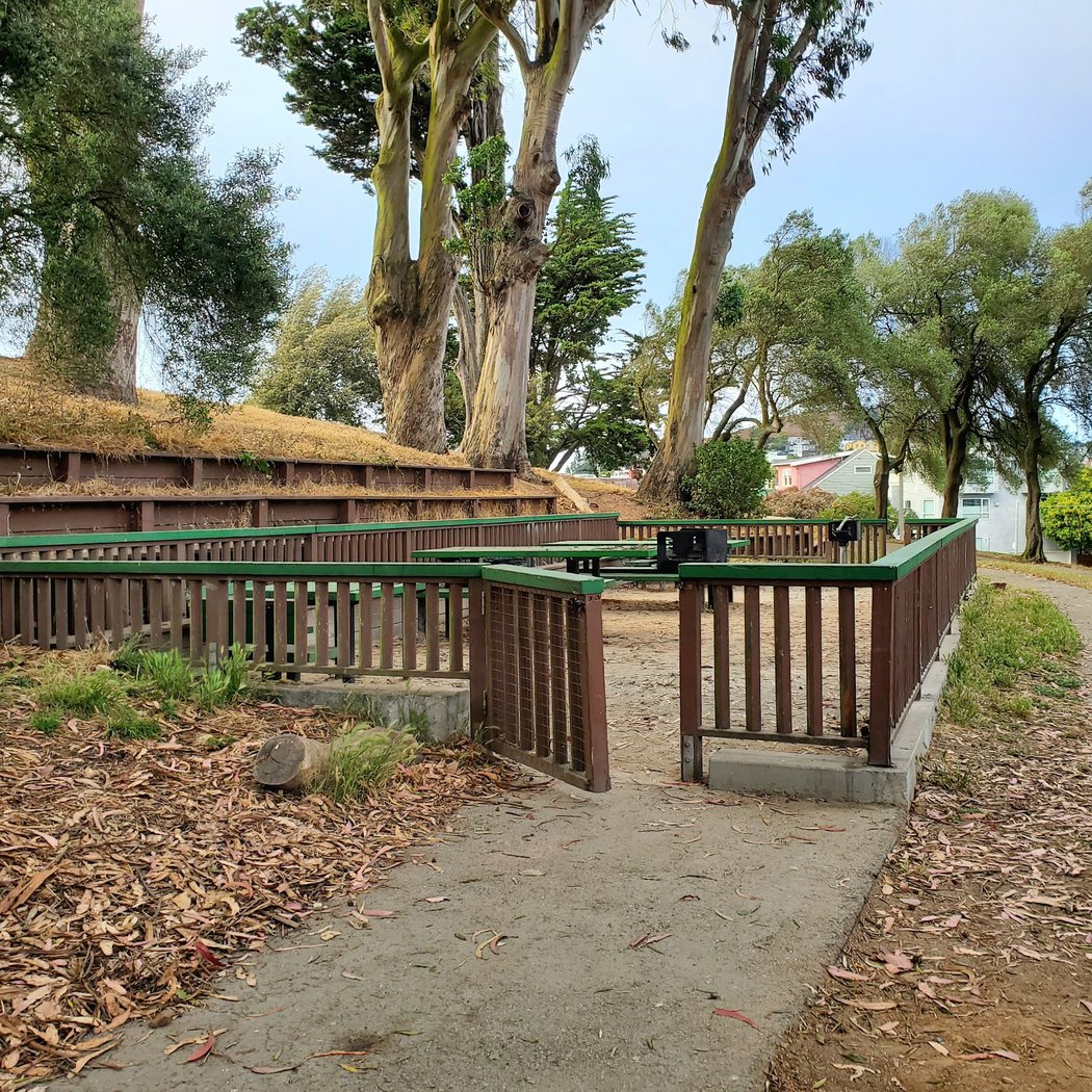 Holly Park Picnic Area 2