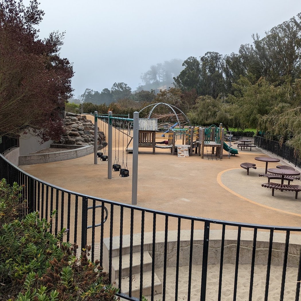 Glen Park Recreation Center 4