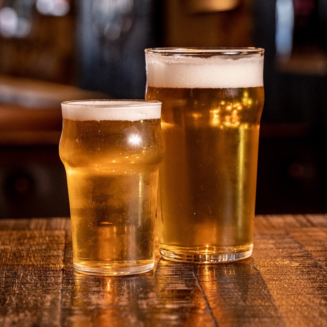 Hall's Beer Tavern 4