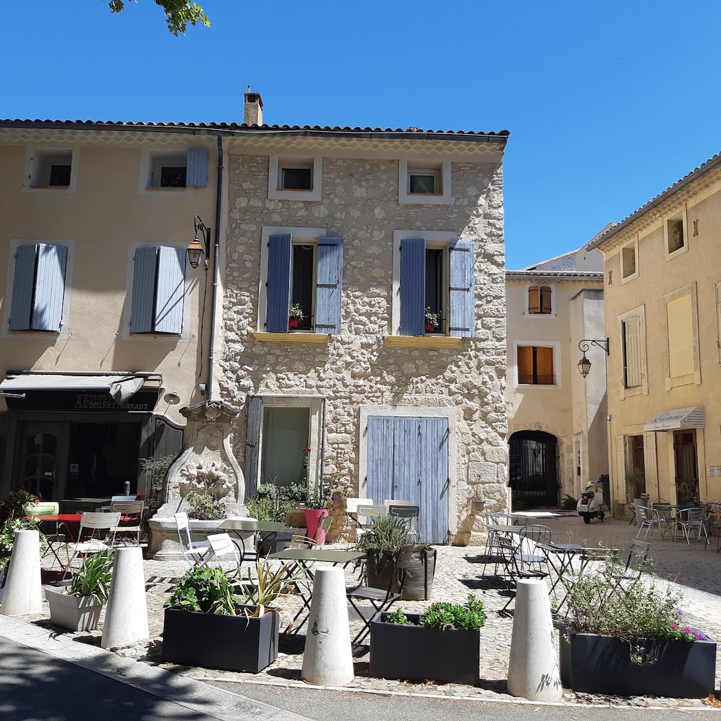 Pernes-les-Fontaines 1