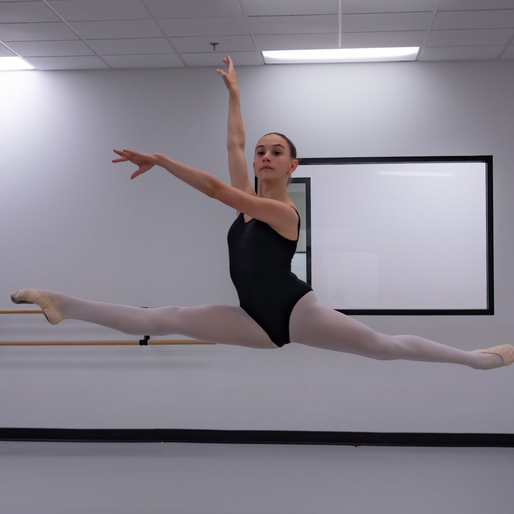 Summer Adult Dance & Barre Classes 1
