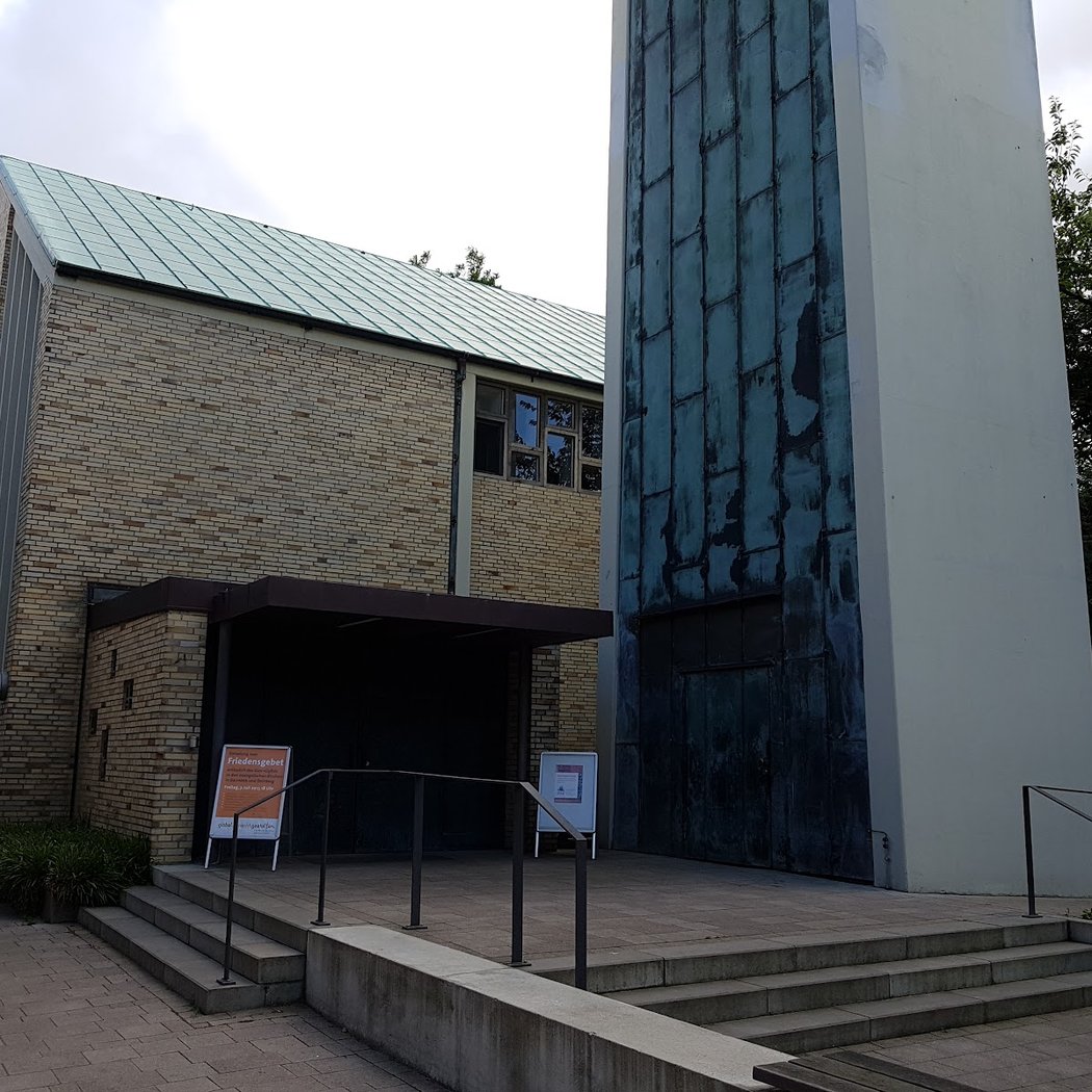 Cabaret Church 1