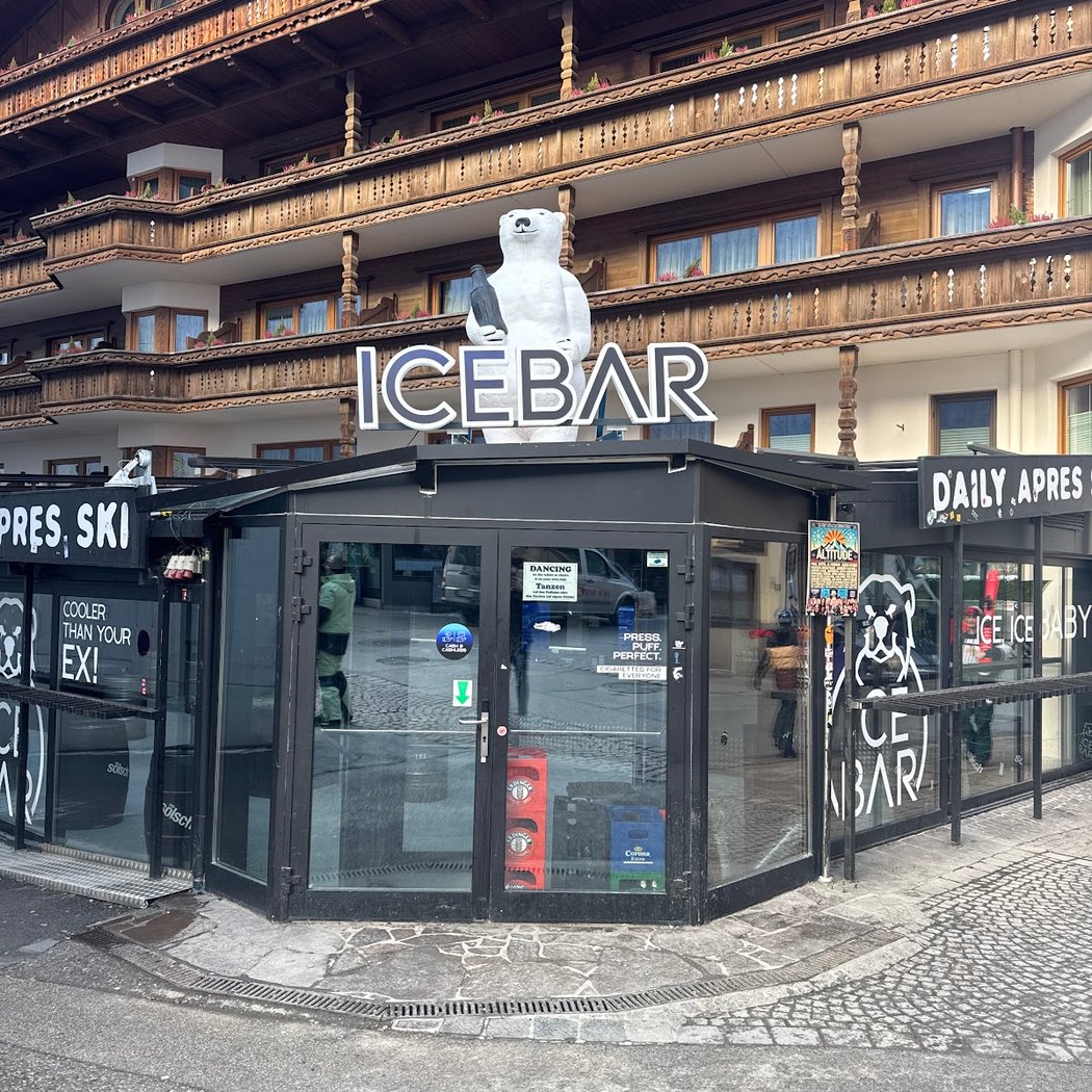 Ice Bar 3