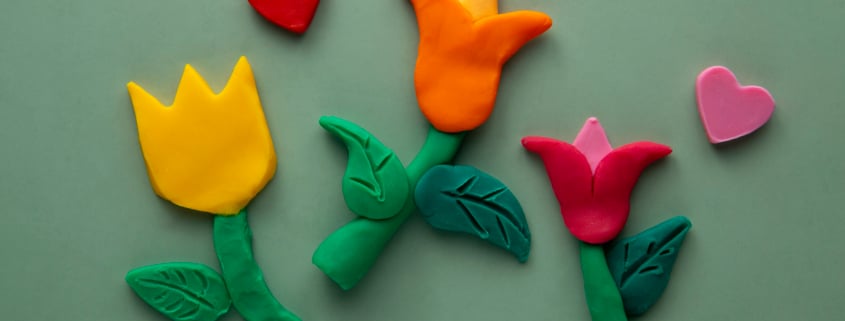Atelier modelage de fleurs en argile 1