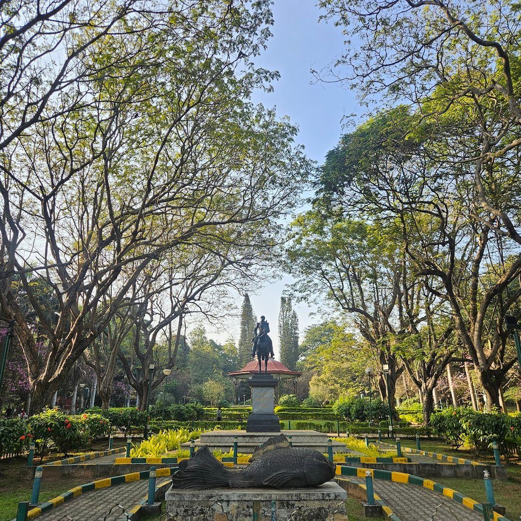 Band Stand 2