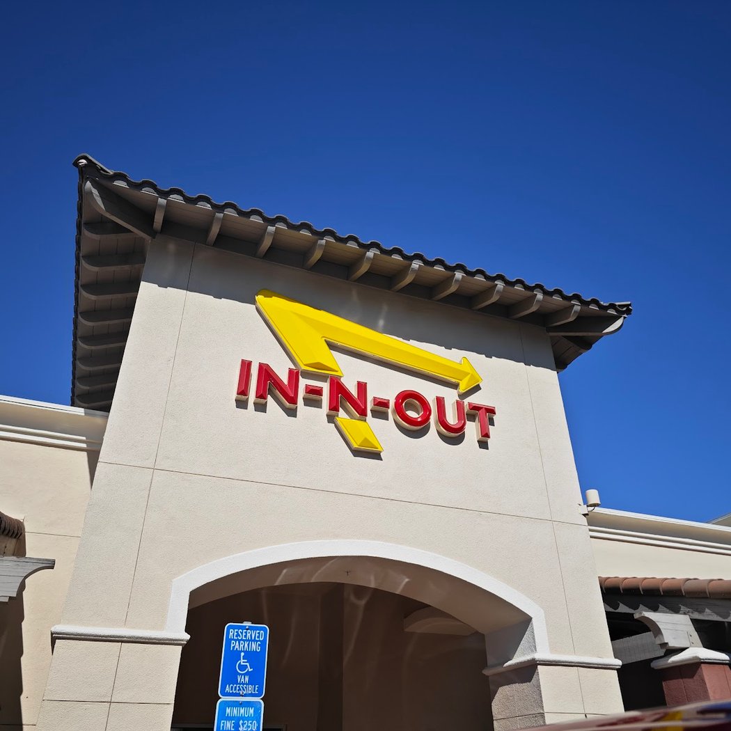 In-N-Out Burger 2