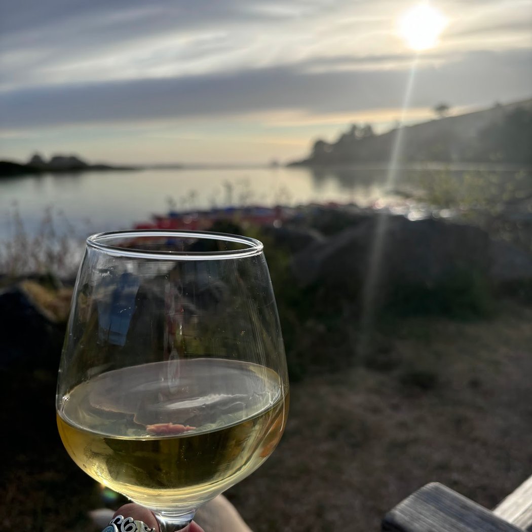 Tasting By The Sea Wine Bar 1