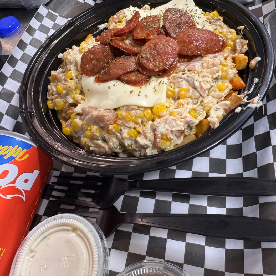 El Apartamento Colombian Burgers 2