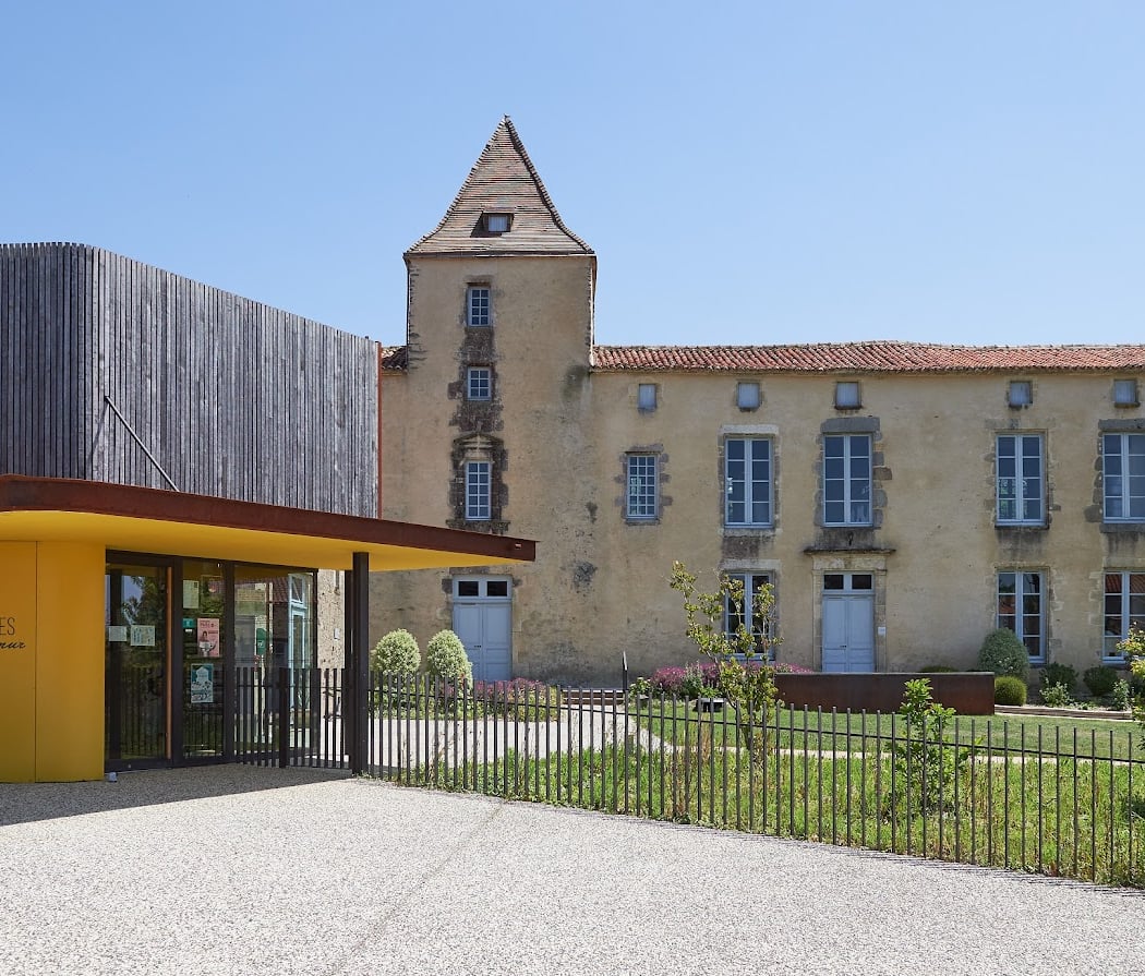 Visite des salles du Manoir 3