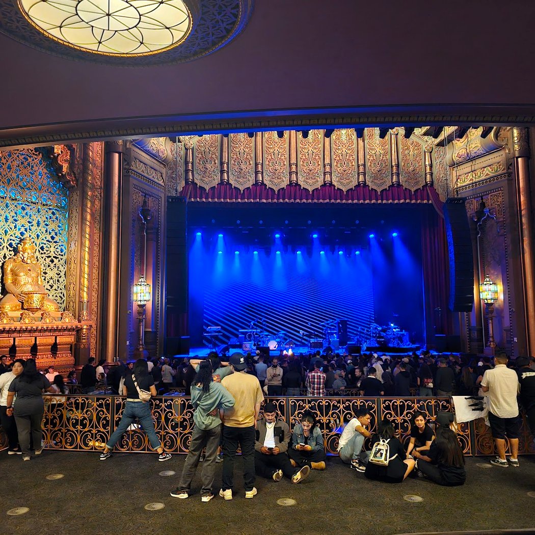 Josh Johnson: The Flowers Tour 3