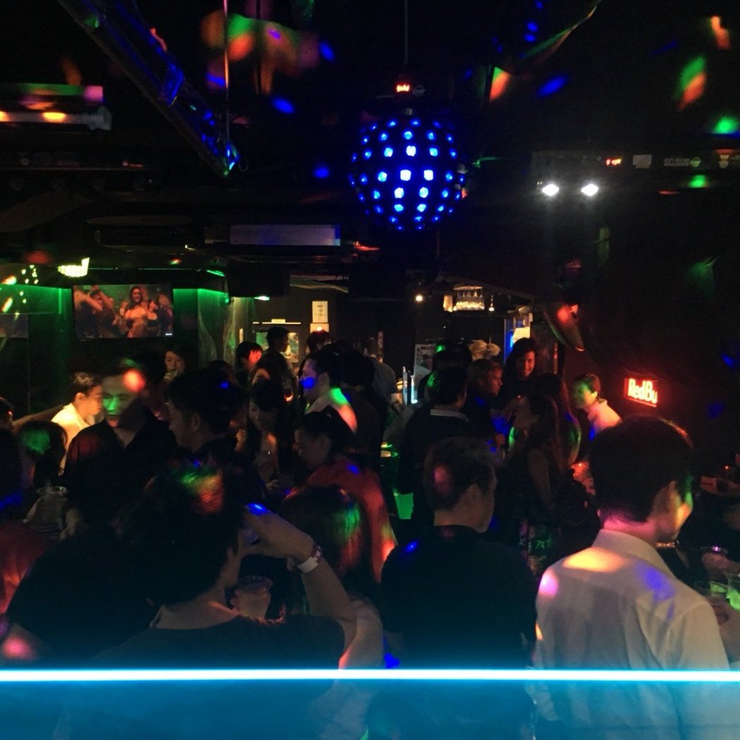 Sonidos Bar Roppongi 1