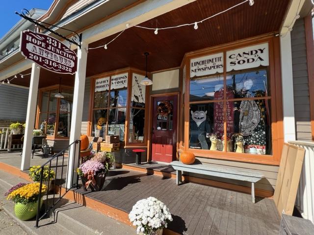 Hope Junction Antiques 2