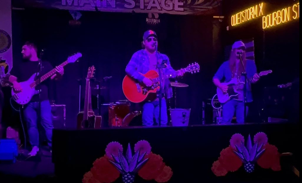 Bailey Road Band 4