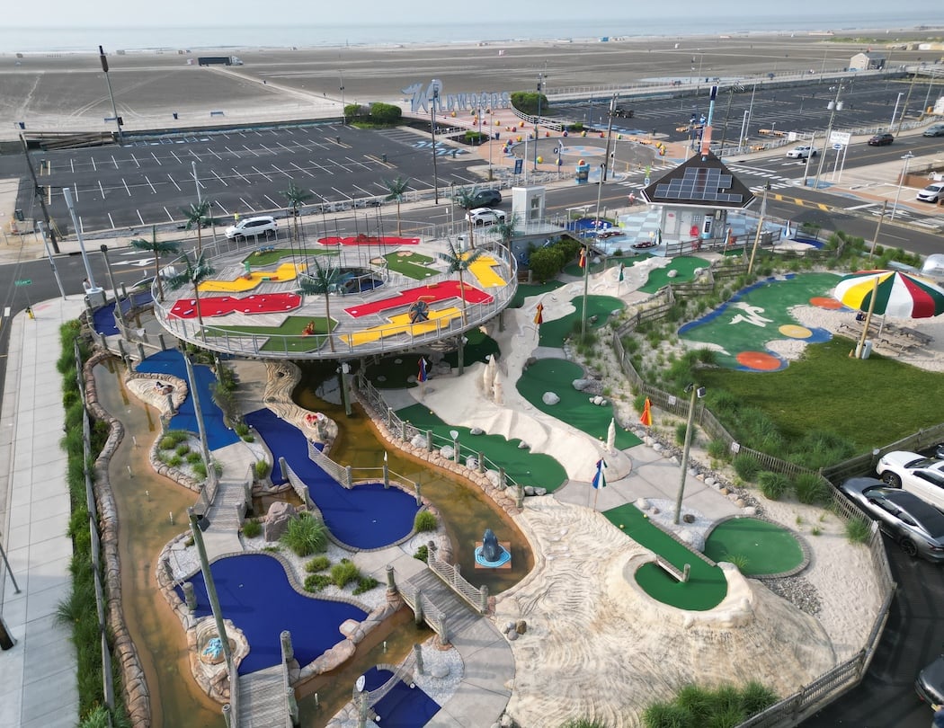Starlux Mini Golf 1
