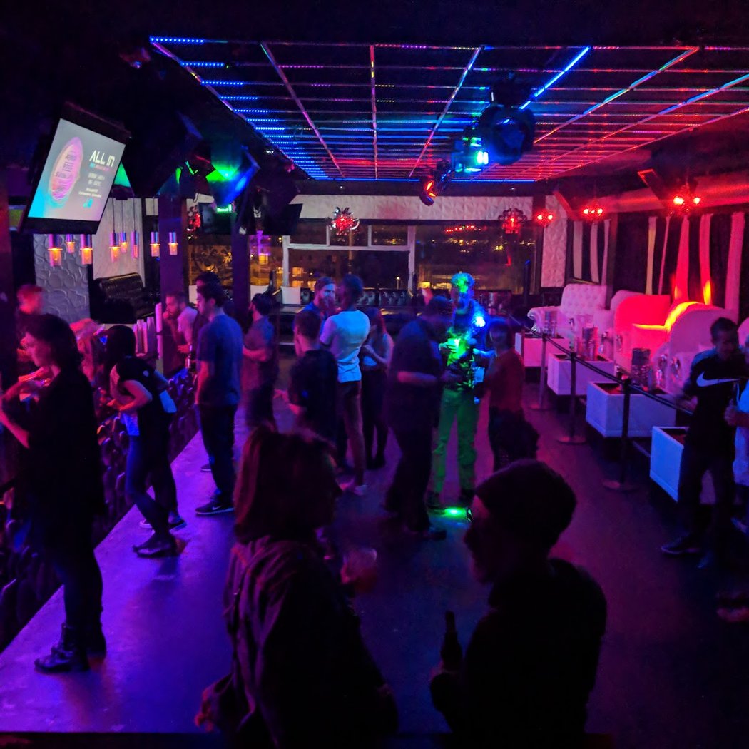 Seattle Welcome Week Rave