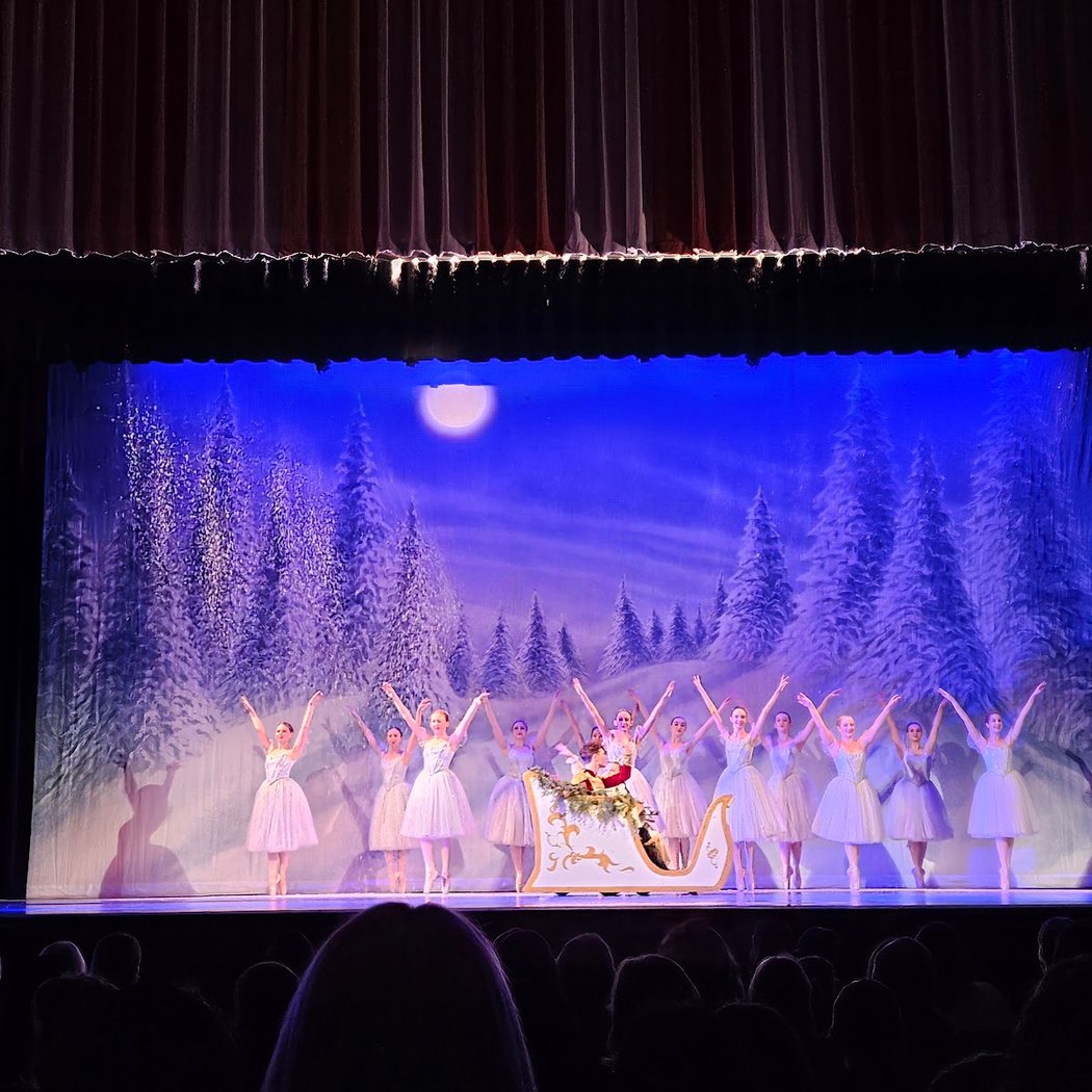 Cascade Theatre 3