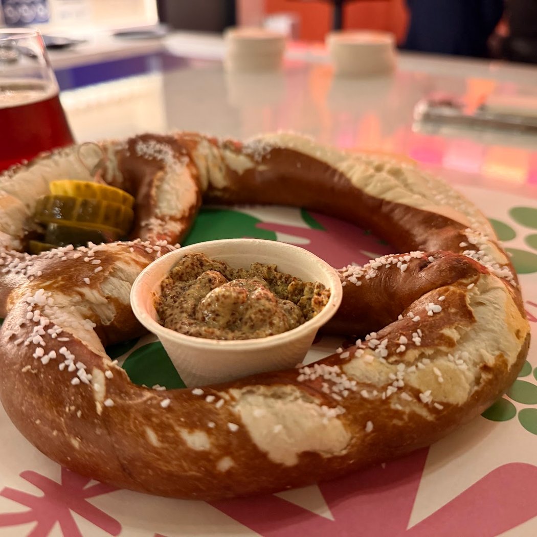 Bryant Park Trivia Night 3