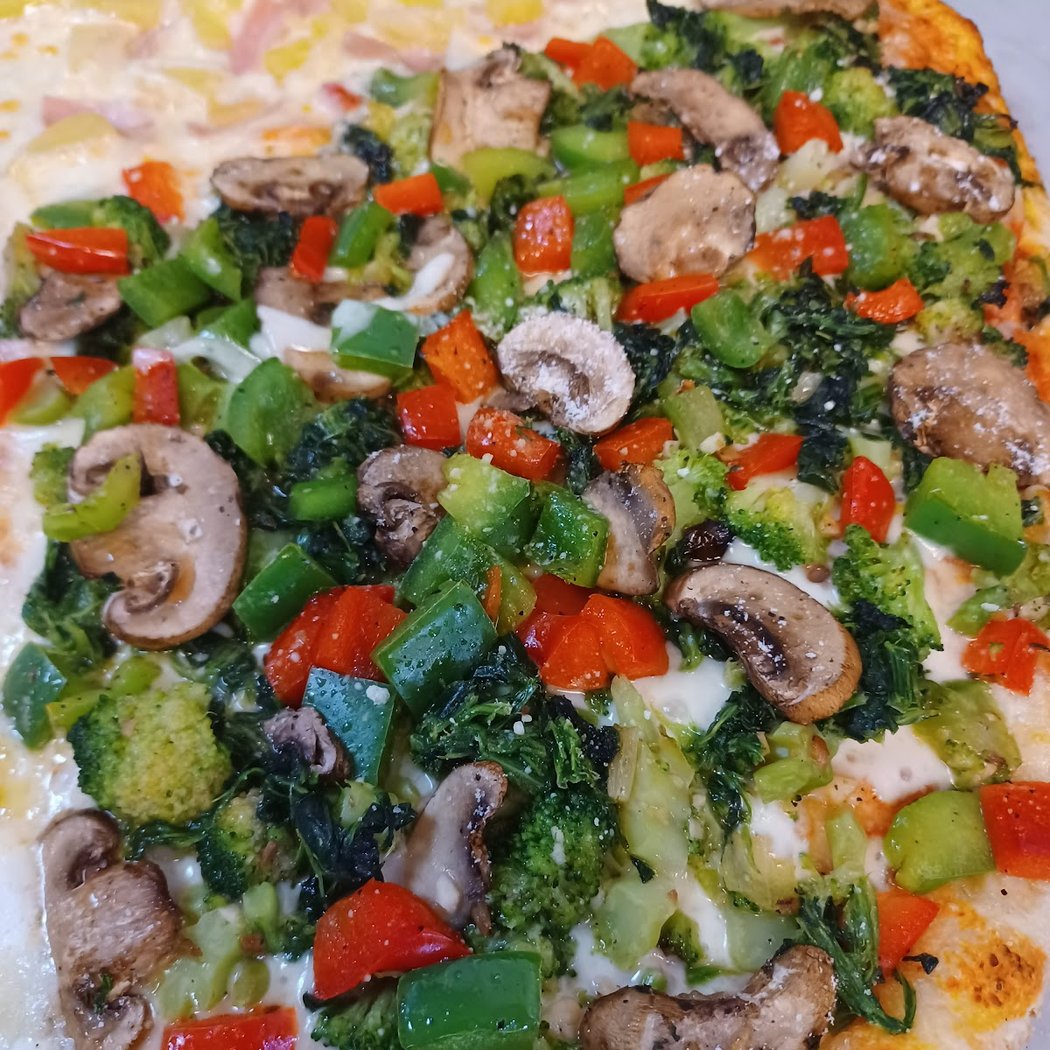Gus's Pizzeria 1