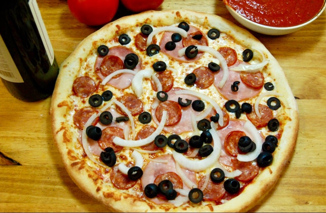 Stefano’s Pizza 1