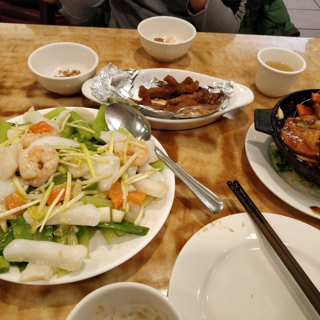 Yan Yan Seafood Restaurant 3