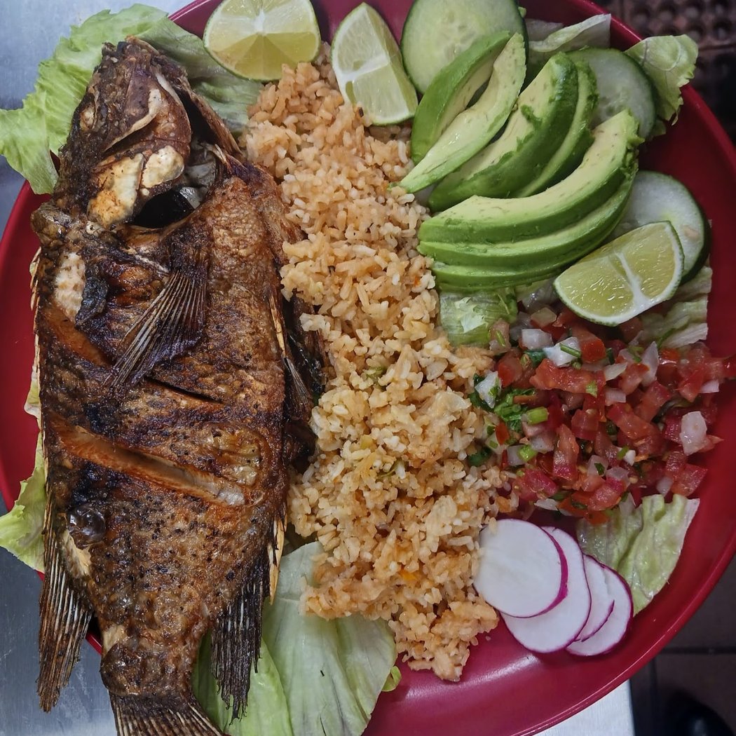 Leonaria's Restaurant 1
