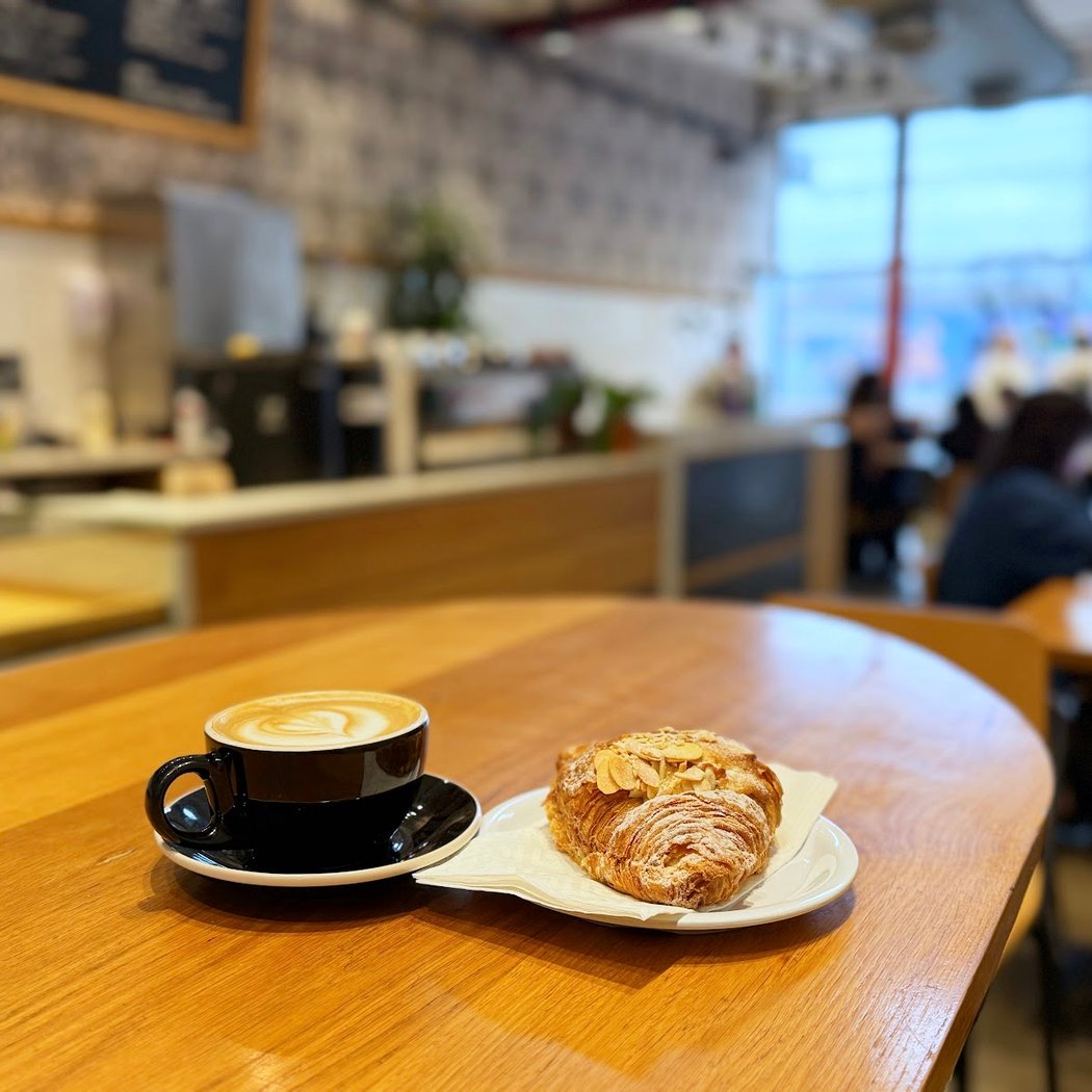Hala Coffee & Kitchen 1