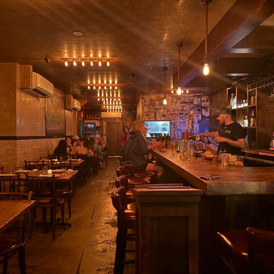 Joe & Pat's NYC 4