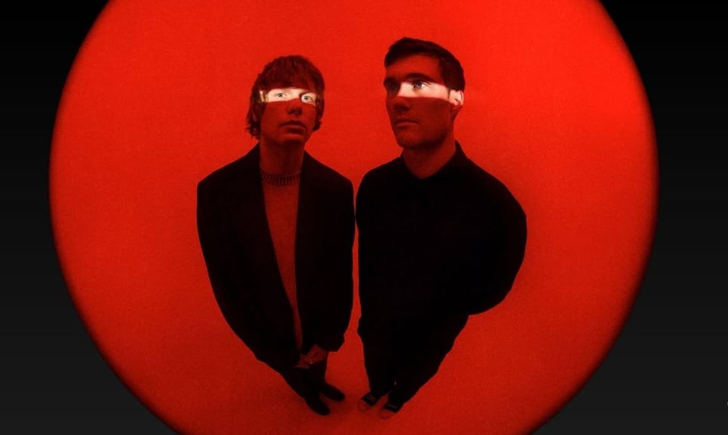 Bob Moses returns 3