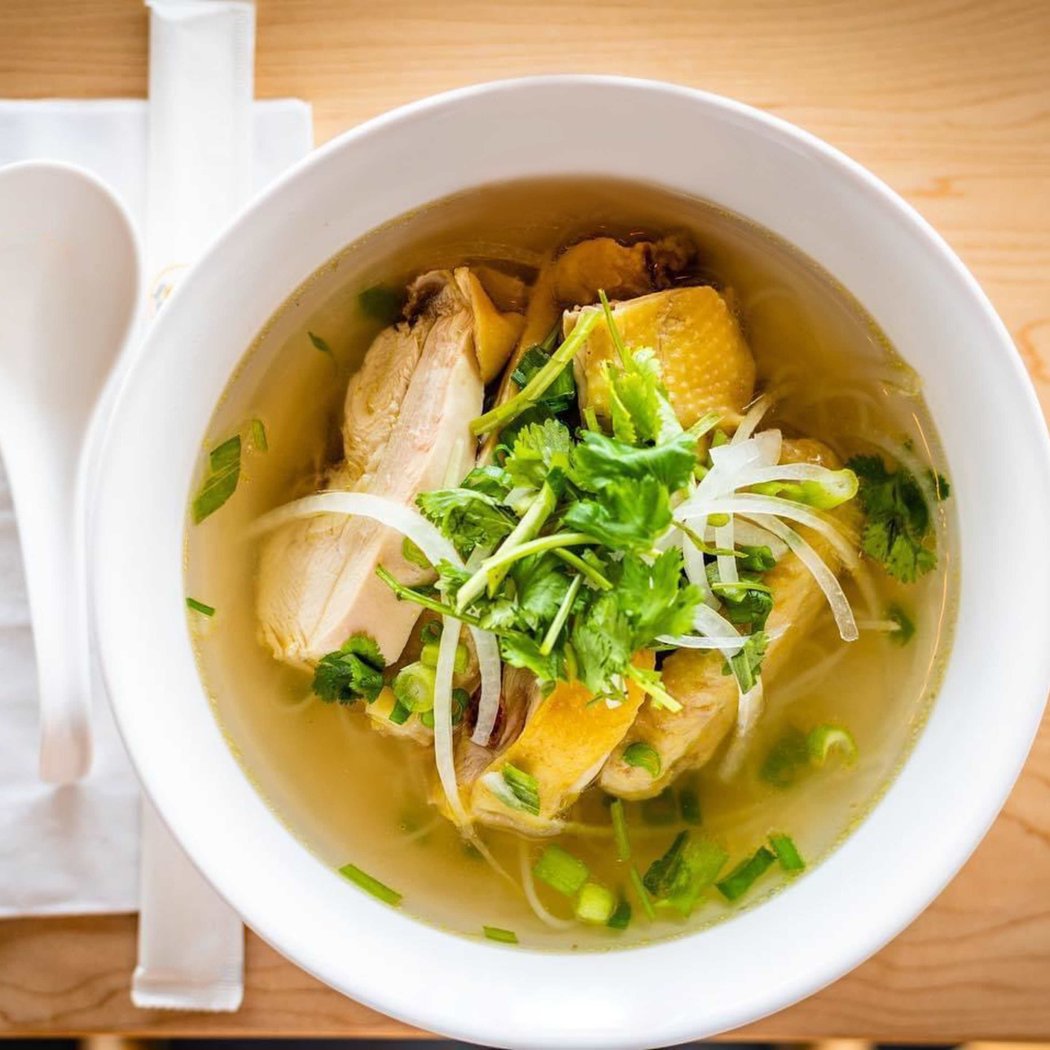 Phở Gà Vàng 1