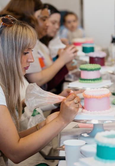 Cake Decorating Class with Mimosas and Snacks 1