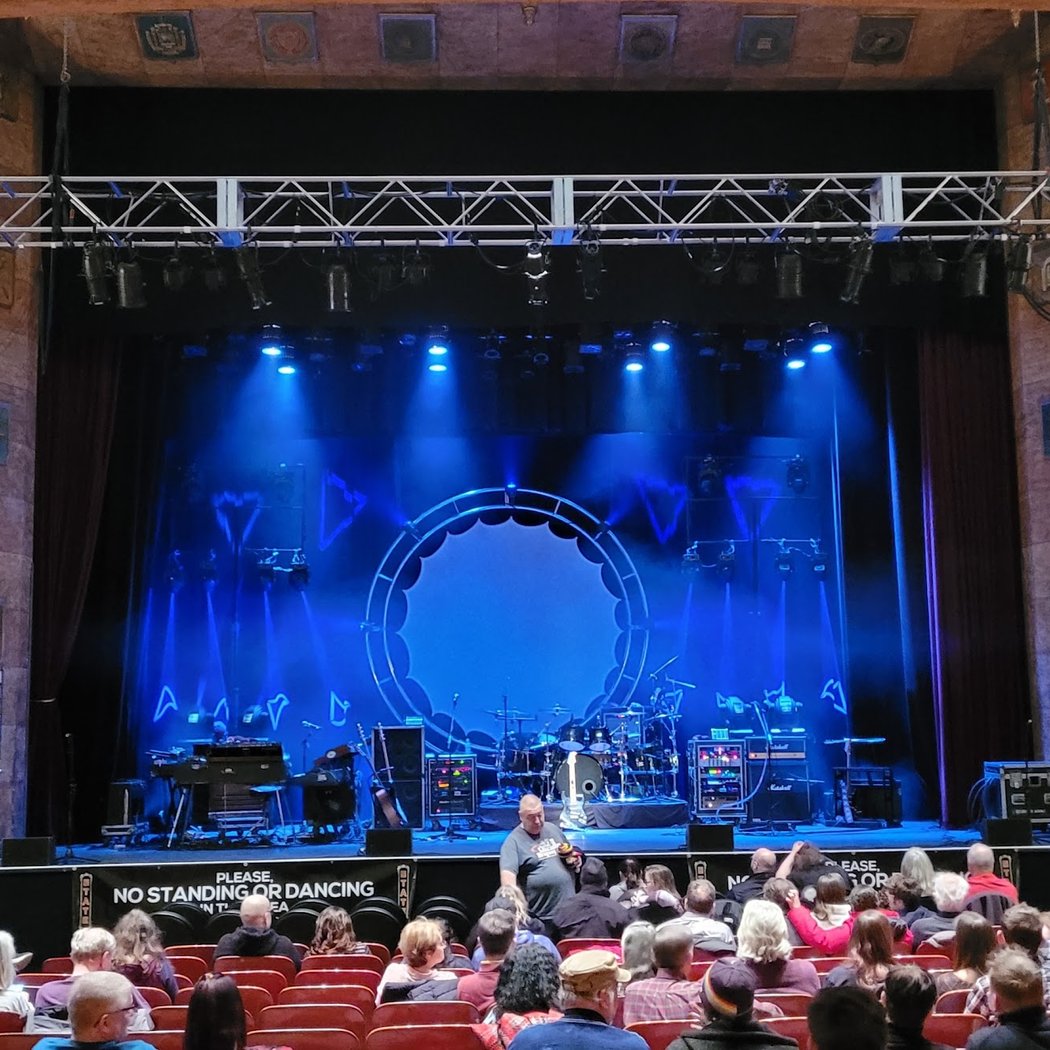 The Machine Performs Pink Floyd 3