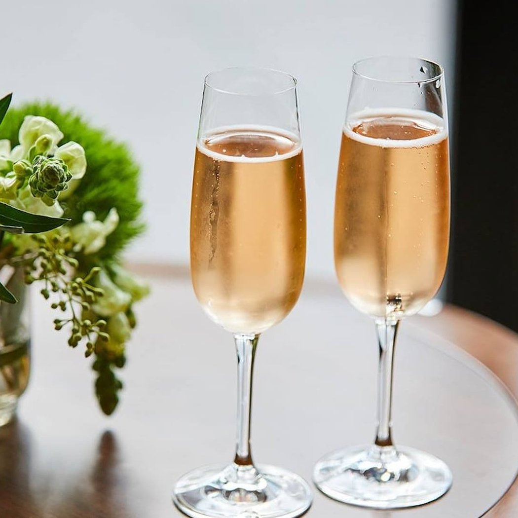 Bubbles for the Holiday Season 1