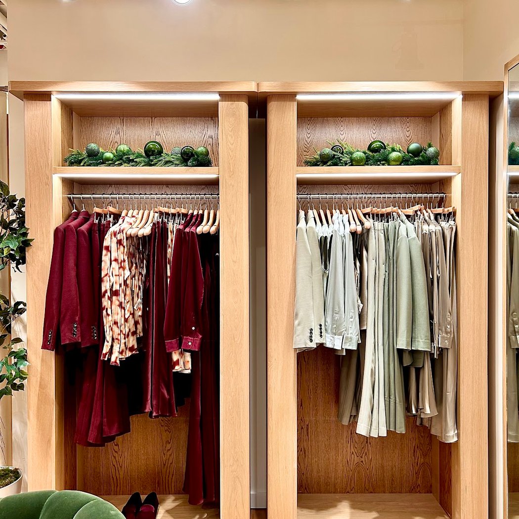 LILYSILK INC. 1
