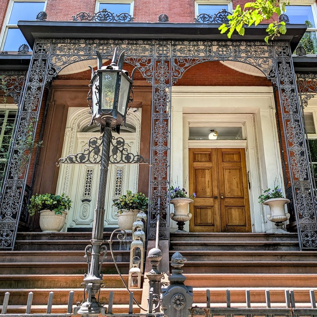 Gramercy Park Historic District 1