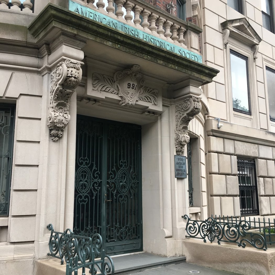 The American Irish Historical Society 3
