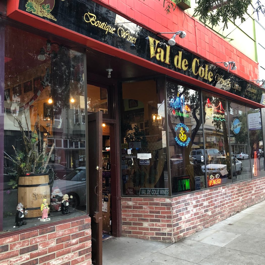 Val de Cole Liquor Store 2