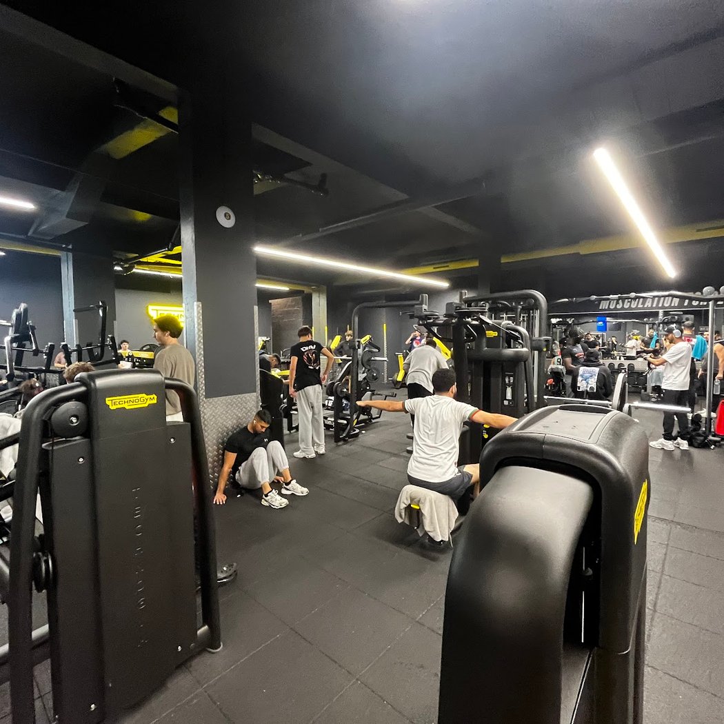 Free membership fees offer 3