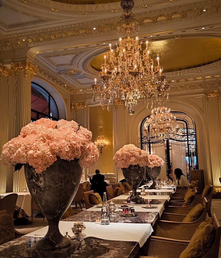 Plaza Athénée 3