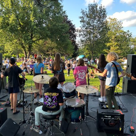 Groovin' in the Garden: J-Mo On The Beat and The J-Lighters 1