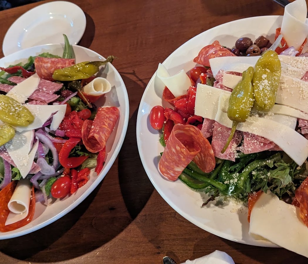 Romo's Pizza 3